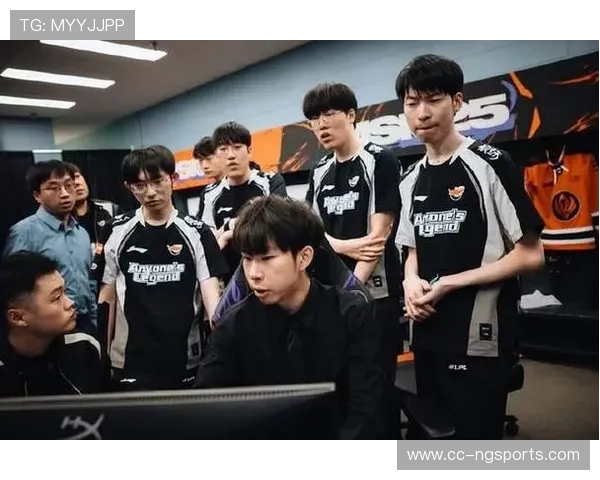 EDG强势领跑精英赛积分榜85分稳居第一位置引发关注