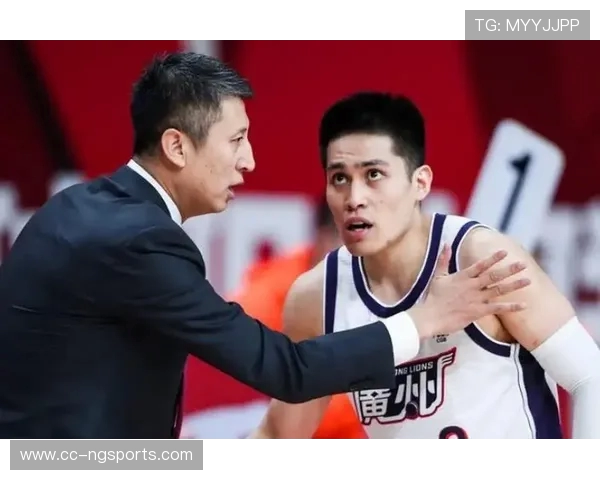 埃菲斯与巴塞罗那激战正酣比分揭晓引发球迷热议